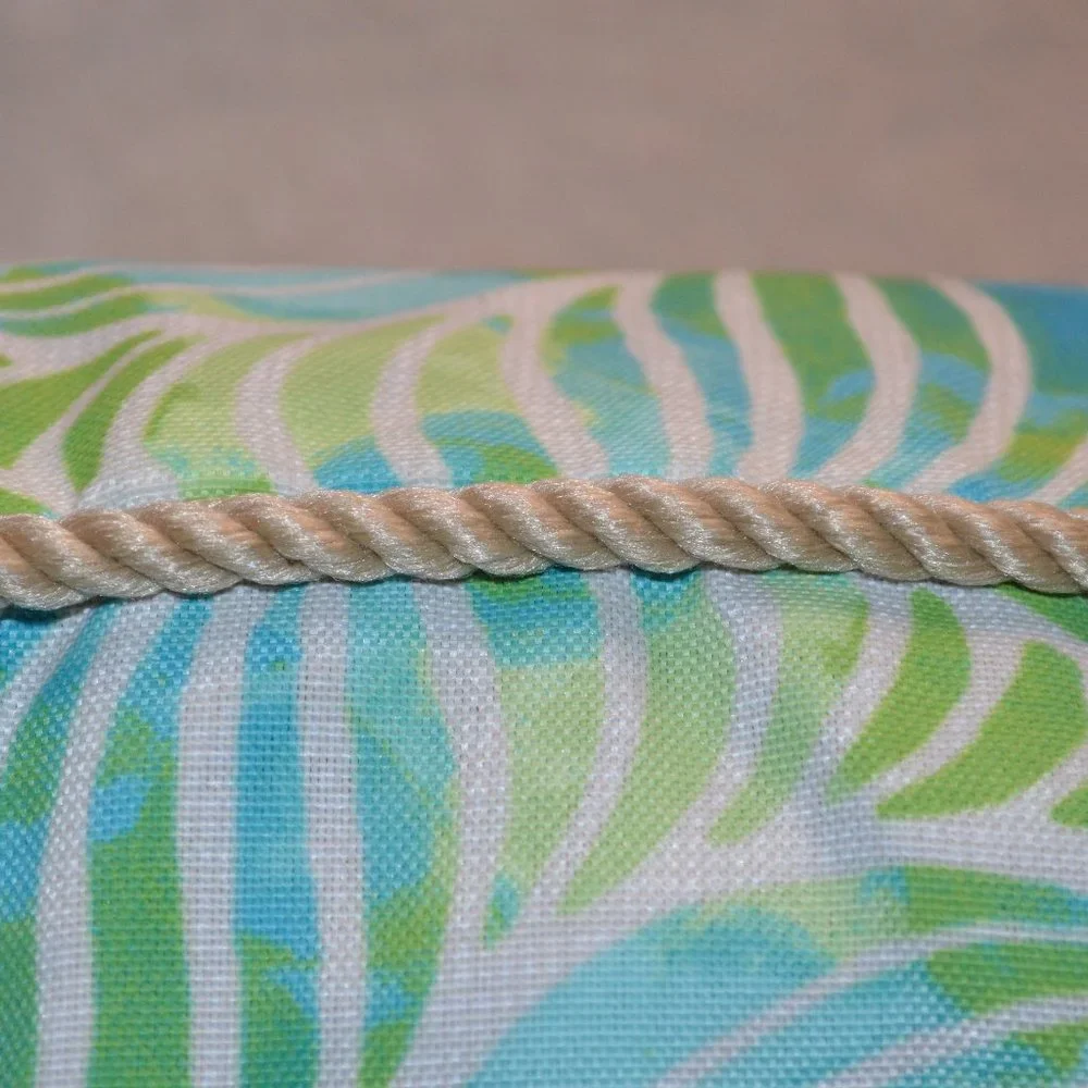 FLAMINGO PILLOWS - INDOOR/OUTDOOR - Picture 2 of 4